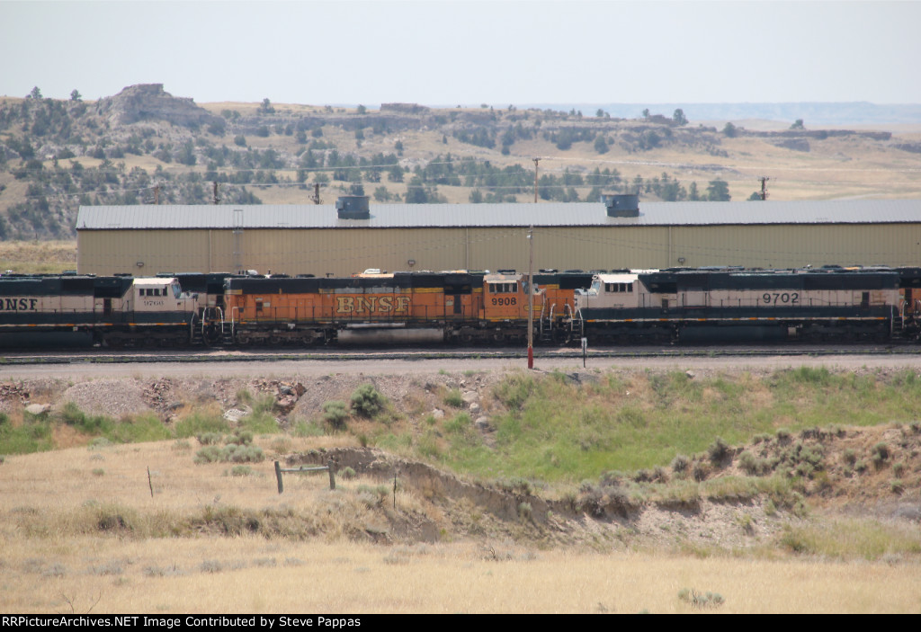 BNSF 9908